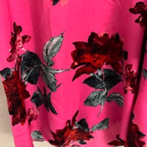 Top Tank Floral Rosado (Pink Floral Tank Top) - Picture 7 of 7